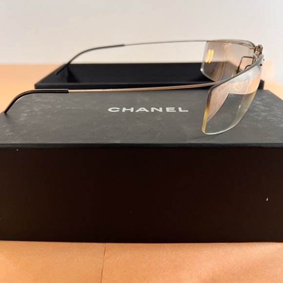 Rare Chanel Rimless CC Sunglasses 4032 ClearFold-Up - Picture 8 of 9